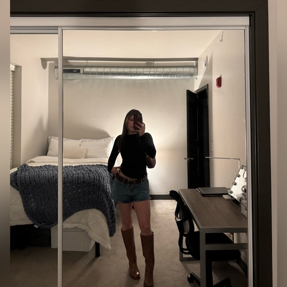 sam_bast